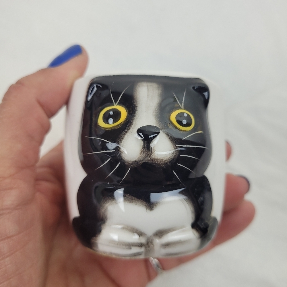 Small Miniature White Painted Cat Theme Pots Planters For Succulents 2 x 2.5 - Picture 7 of 8
